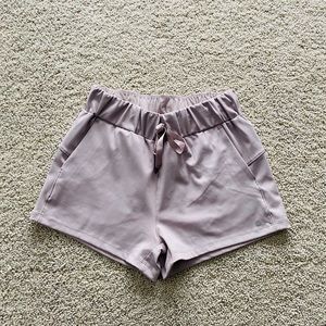 Apana shorts